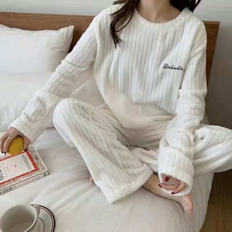 Winter Soft Velvet Pajamas Set - Wamarzon