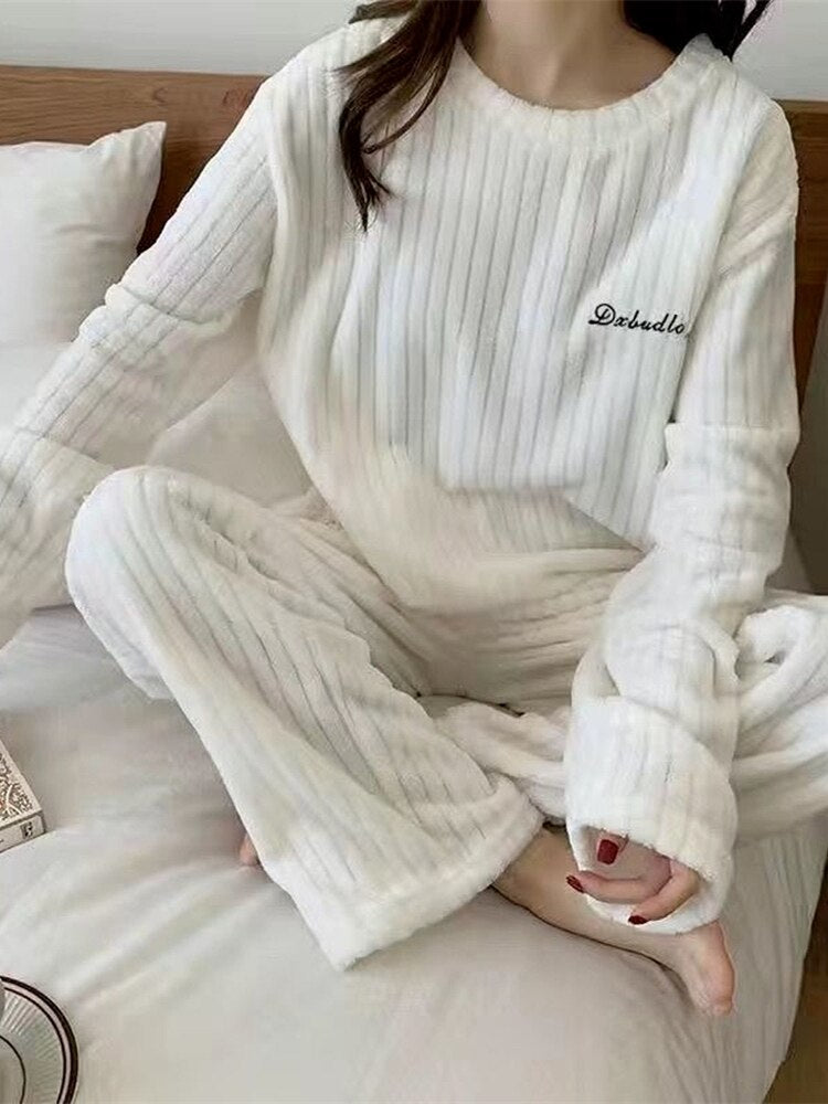 Winter Soft Velvet Pajamas Set - Wamarzon