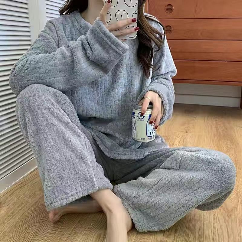 Winter Soft Velvet Pajamas Set - Wamarzon